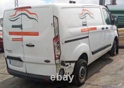 19183fj Bk2113405aj 200580315 Left Tailgate Light / 13-23 / 6. Pines / 740585