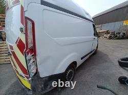 2015 Ford Transit Custom Front Bumper Complete With Fogs And Grilles