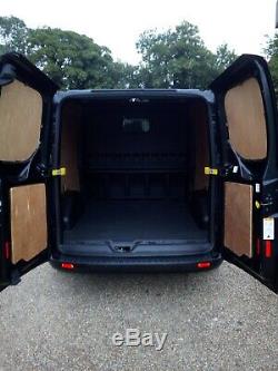 Ford Transit Custom Crew Cab 310 Limited Black 2017 (16)