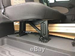 Ford Transit Custom double cab bulkhead HATCH