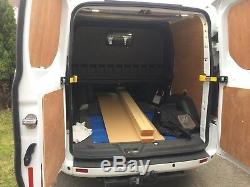 Ford Transit Custom double cab bulkhead HATCH