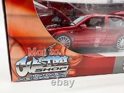 New Maisto VW Golf R32 MK4 1/24 Volkswagen Red Diecast Custom Shop